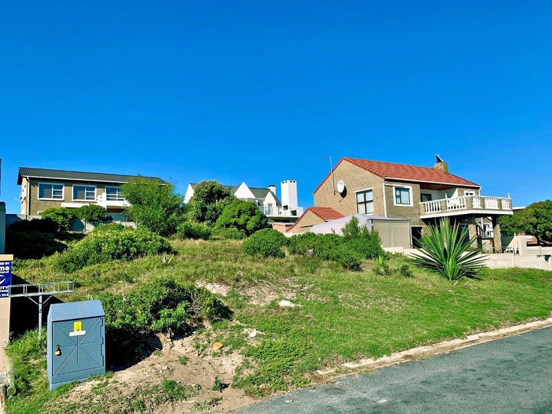 Show-stopping Stand with Ocean view - Photo 4