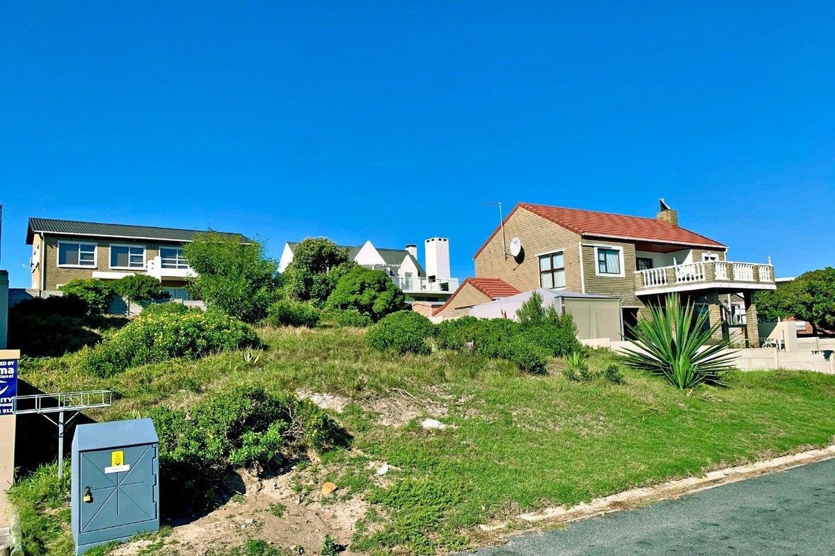 Show-stopping Stand with Ocean view - Photo 4