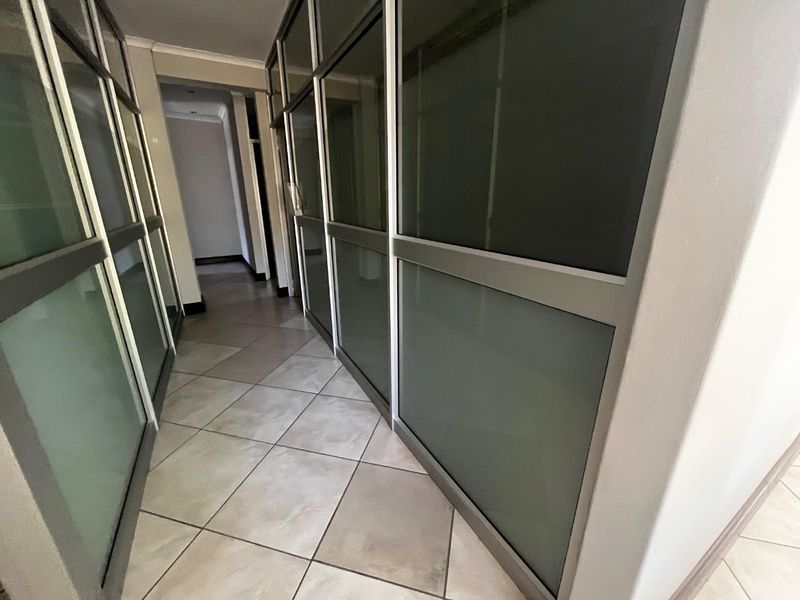 Prime office building for sale- Ausspanplatz/ CBD edge - Photo 6