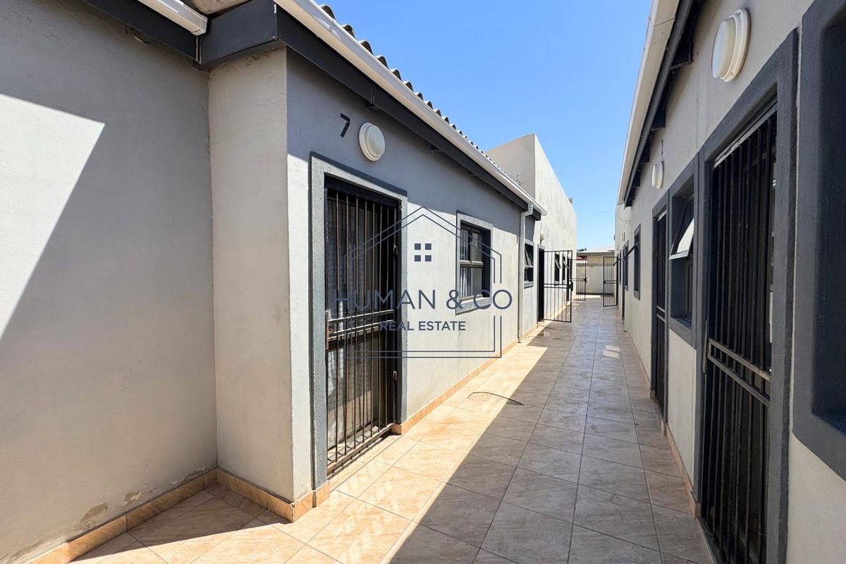 Modern Block of Flats near industrial area - Photo 3