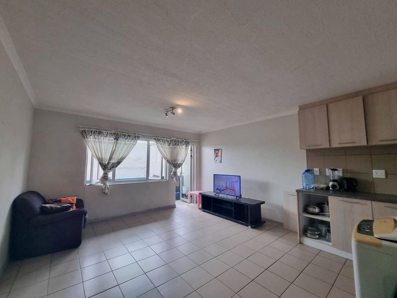 2 Bedroom Starter or Investment property Rocky Crest - Sommerton - Photo 5