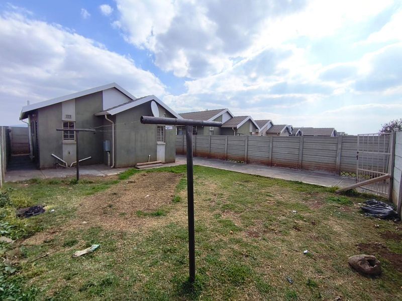 3 Bedroom House for Sale in Sky City, Alberton - Photo 2