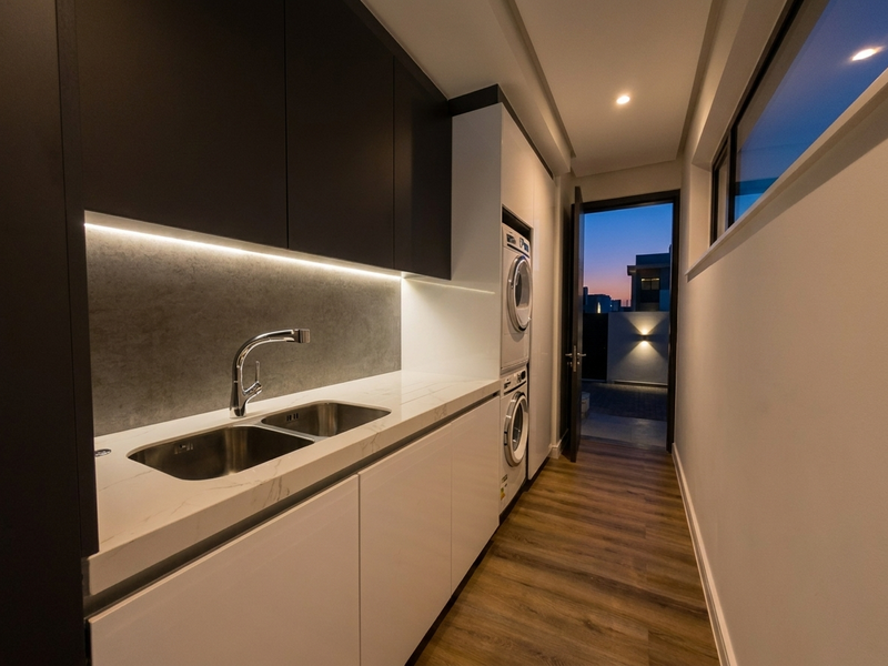 Luxury Apartment Living - Photo 10