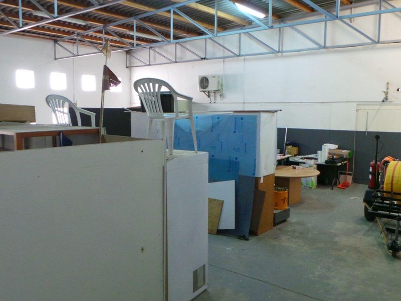 Industrial workshop warehouse close to town and Kuisebmond - Photo 6