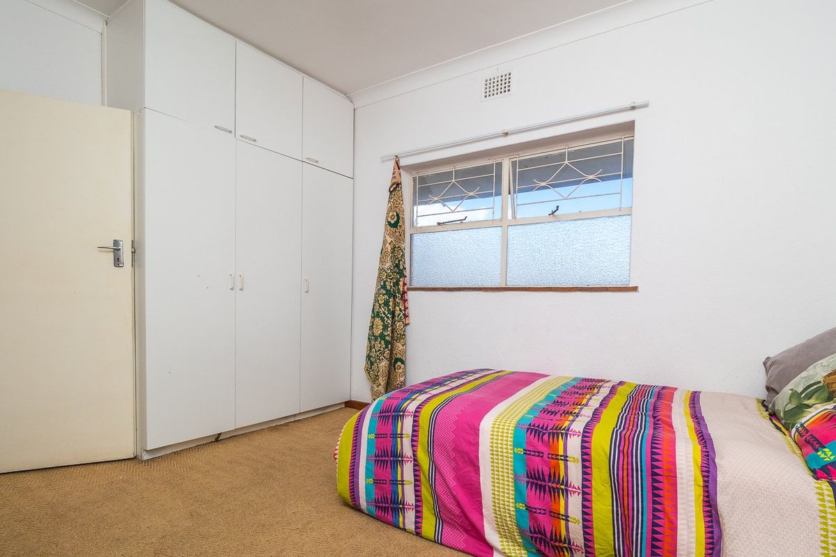 2 Bed Apartment For Sale in Kenilworth Upper | MyProperty Africa