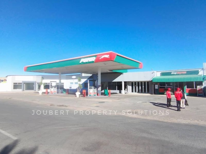 EXCEPTIONAL BUSINESS PROPERTY FOR SALE IN MARIENTAL - NAMIBIA - Photo 5