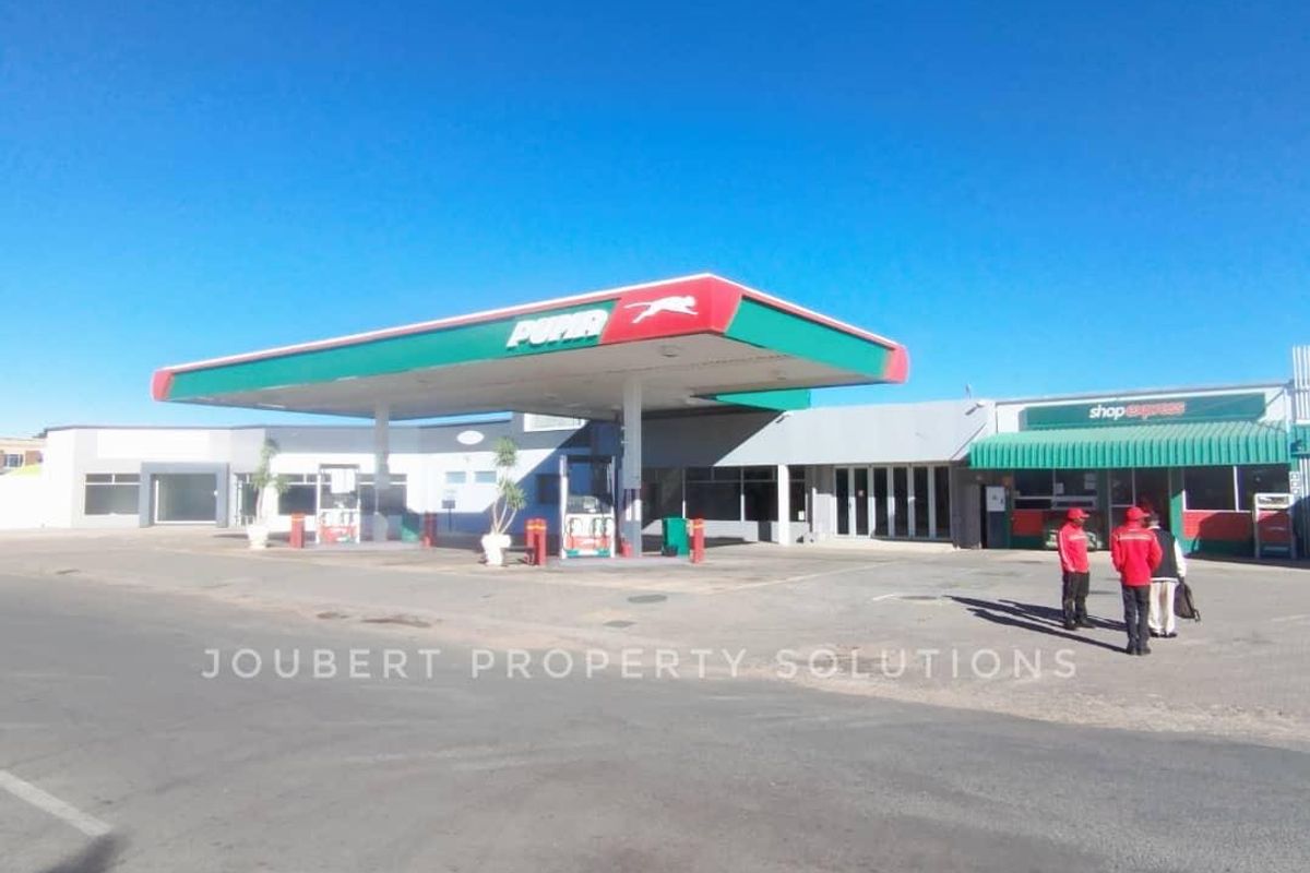 EXCEPTIONAL BUSINESS PROPERTY FOR SALE IN MARIENTAL - NAMIBIA - Photo 5