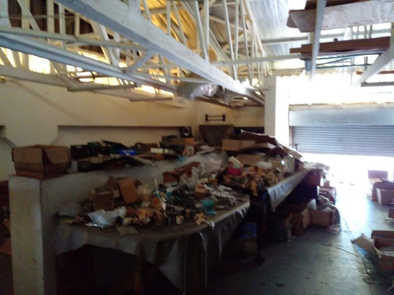 Premier Commercial Property with Established Business in Queensburgh - Photo 10