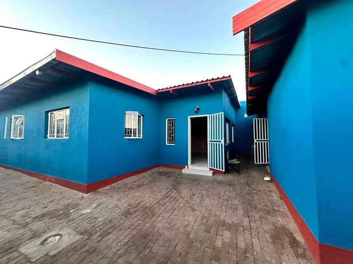 Property #2562528, House For Sale in Katutura
