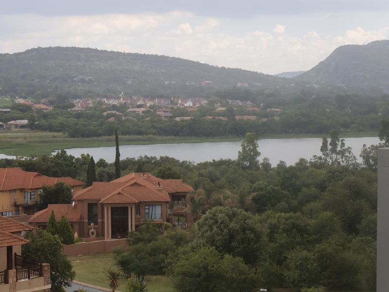 Birdwood Estate: Luxury Living with Magnificent Views - Photo 3