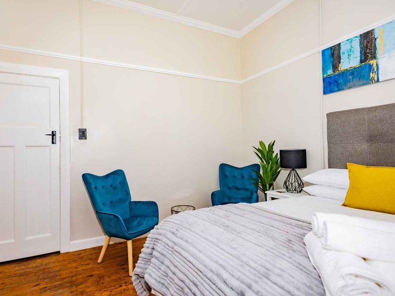 Urban Oaks Guest House - Photo 2