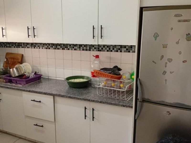 3 Bedroom Apartment For Sale in Booysen Johannesburg South - Photo 5