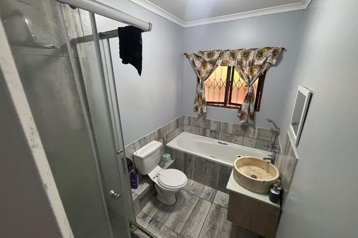 3 Bedroom ,Two bathroom Townhouse to Rent - Photo 5