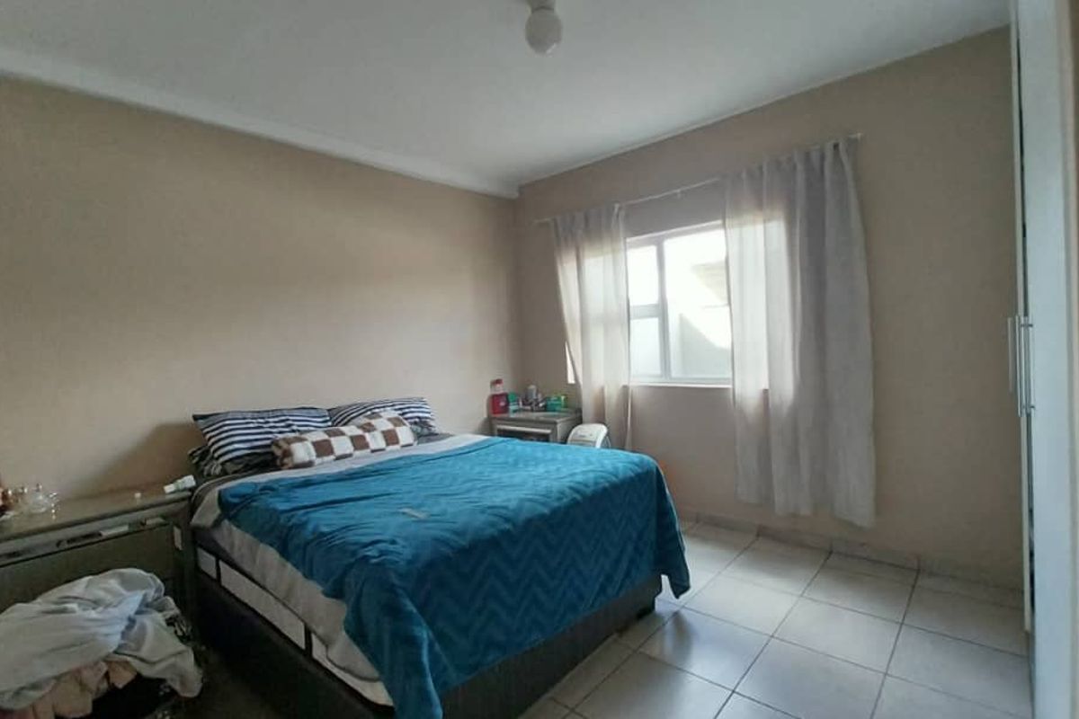 Okahandja - 2 Bedroom Apartment For Sale - Photo 3