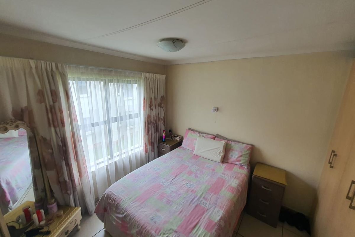 First Time Home Buyer's Townhouse - Photo 4