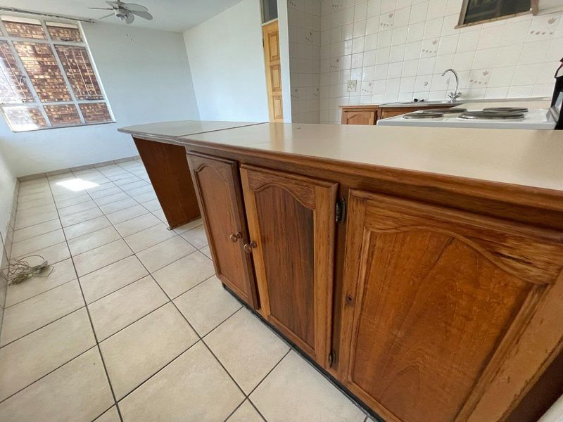 Well located unit in Hatfield - Photo 7