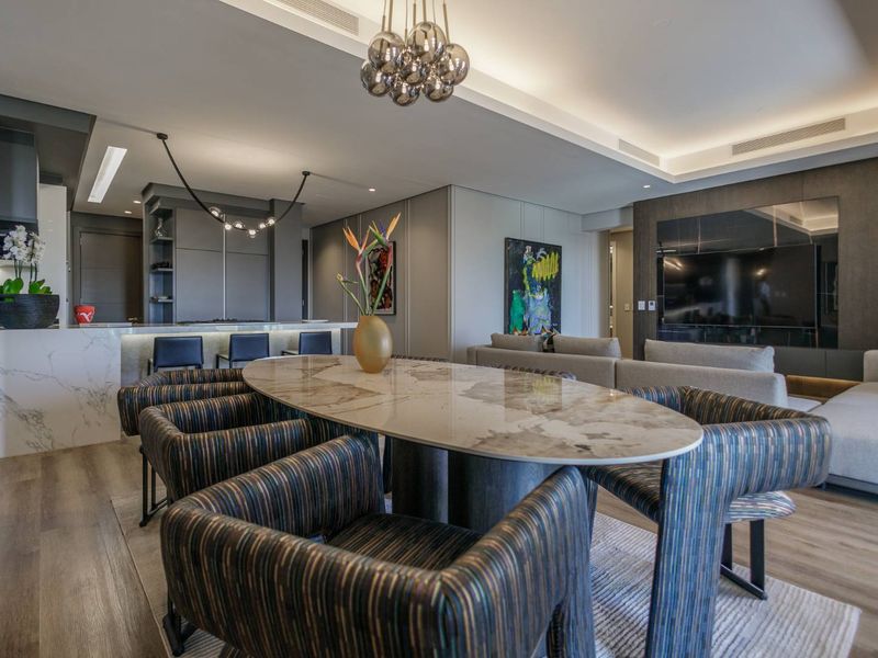 Sophisticated 3-Bedroom Apartment in City Center, Steyn City - Photo 5