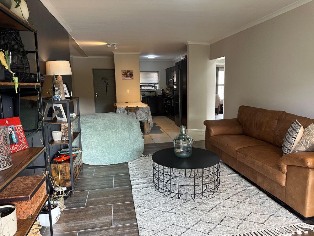 Open Plan Lounge 