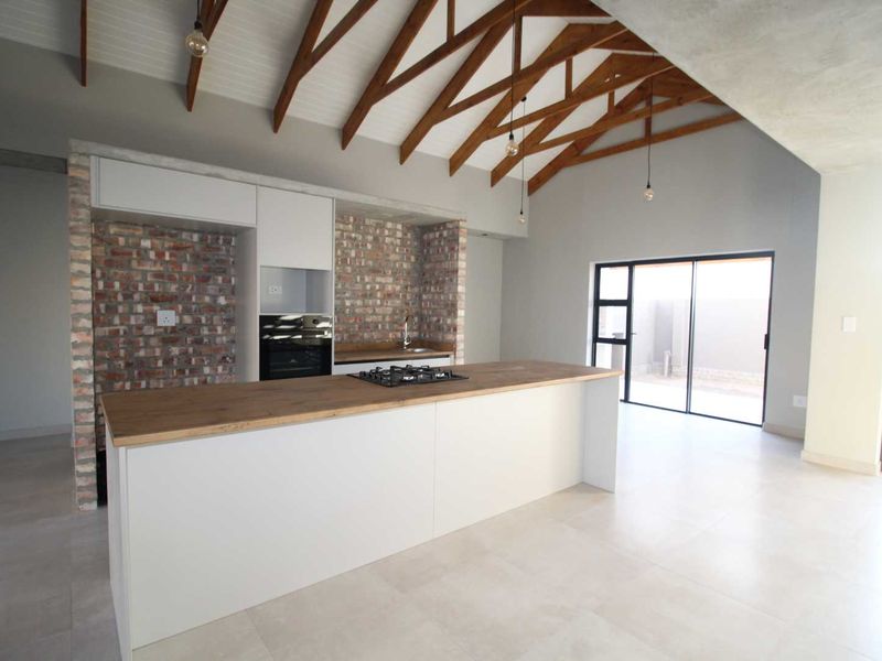 Townhouse to let in new complex in Swakopmund - Photo 4