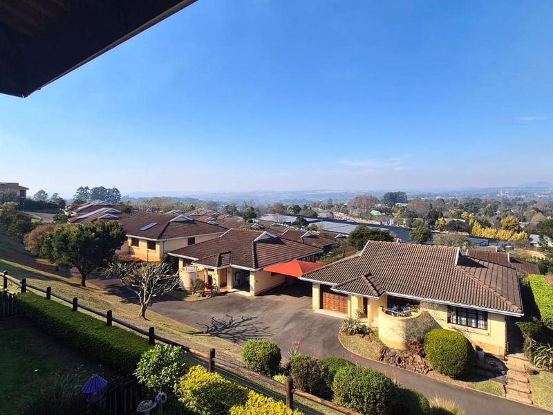 Beautiful Views, Secure Estate Living and a Vibrant Lifestyle - Photo 7