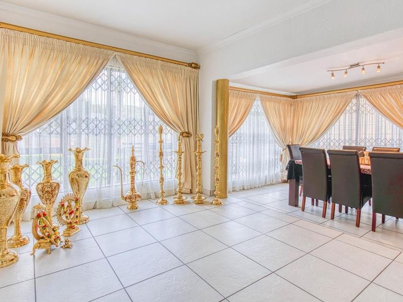 3 Bedroom House for Sale in Glenvista - Photo 8