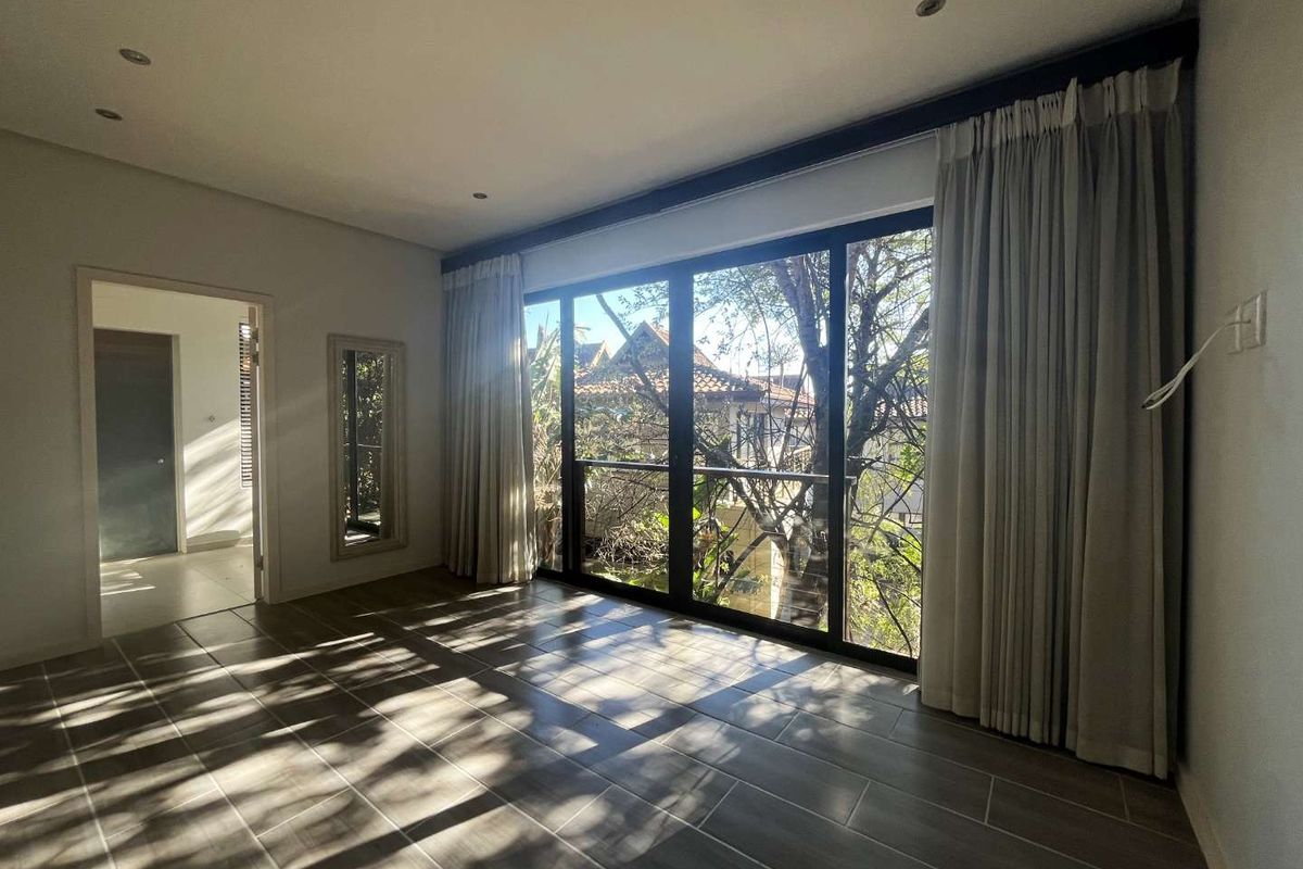 Live the exclusive lifestyle in the prestigious Zimbali Coastal Resort with this spacious 3-bedroom townhouse available for rent. - Photo 2
