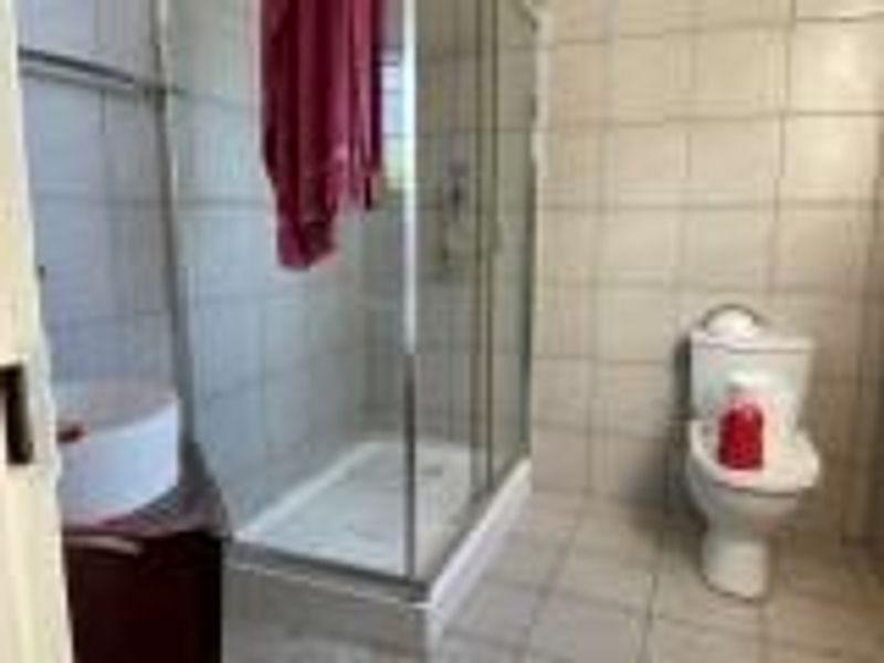 Discover Endless Potential: Home Plus Huge Workshops - Photo 6