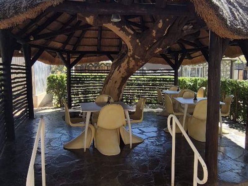 FOR SALE - UNBEATABLE LOCATION & MASSIVE ERF IN WINDHOEK LUXURY HILL! - Photo 5