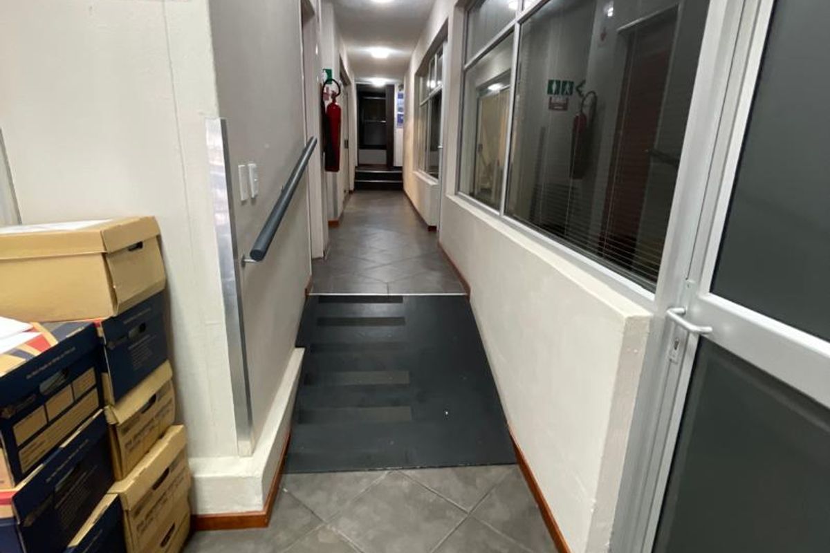 FOR SALE: PRIME OFFICE PROPERTY – WINDHOEK WEST - Photo 2