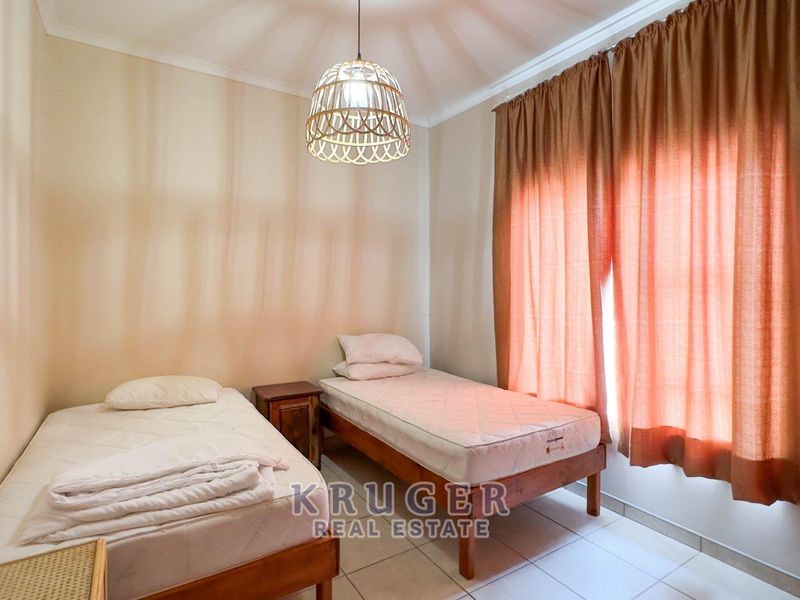 3-bedroom townhouse for sale - Photo 9