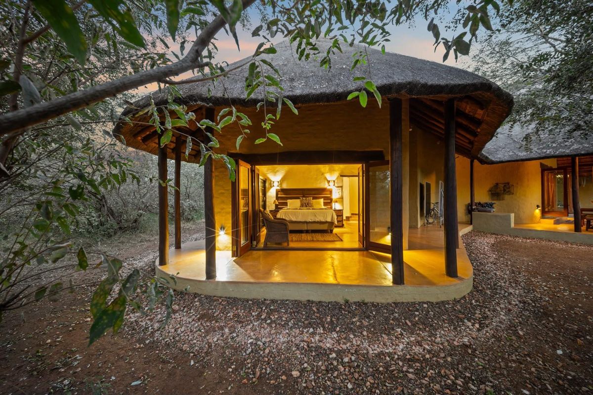 You’ve arrived to the peace and tranquility of the African bush! - Photo 2