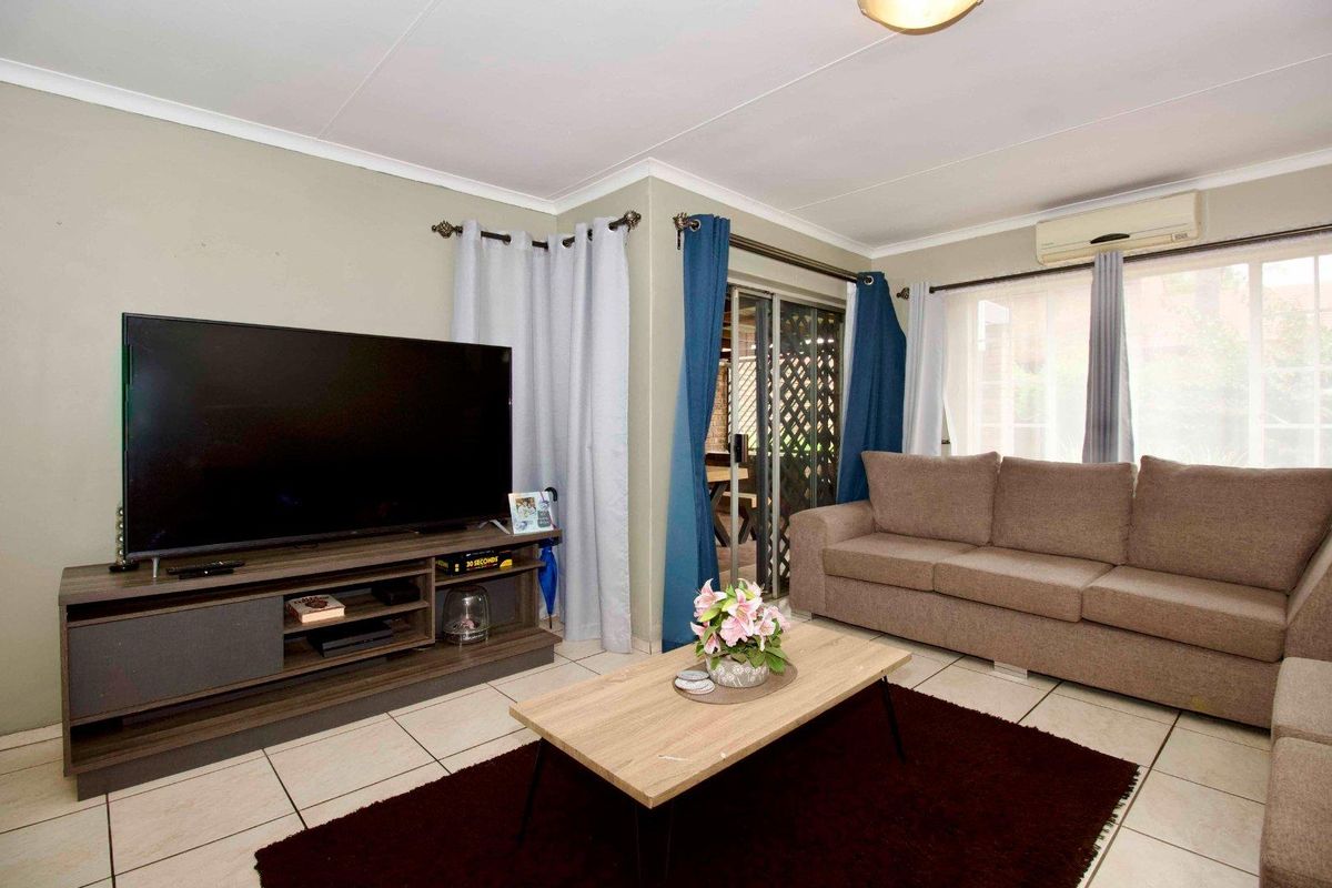 Quaint Simplex in a good condition. - Photo 2