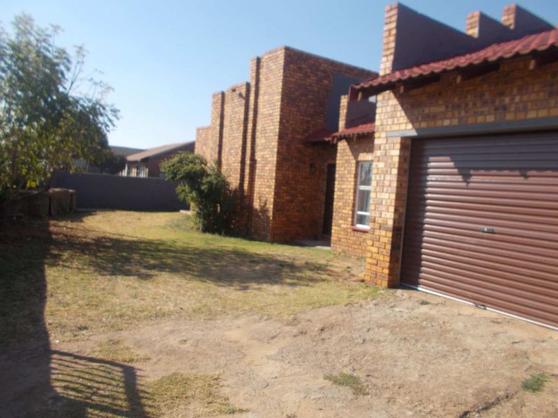 Property for sale in a sought - after area - Photo 2