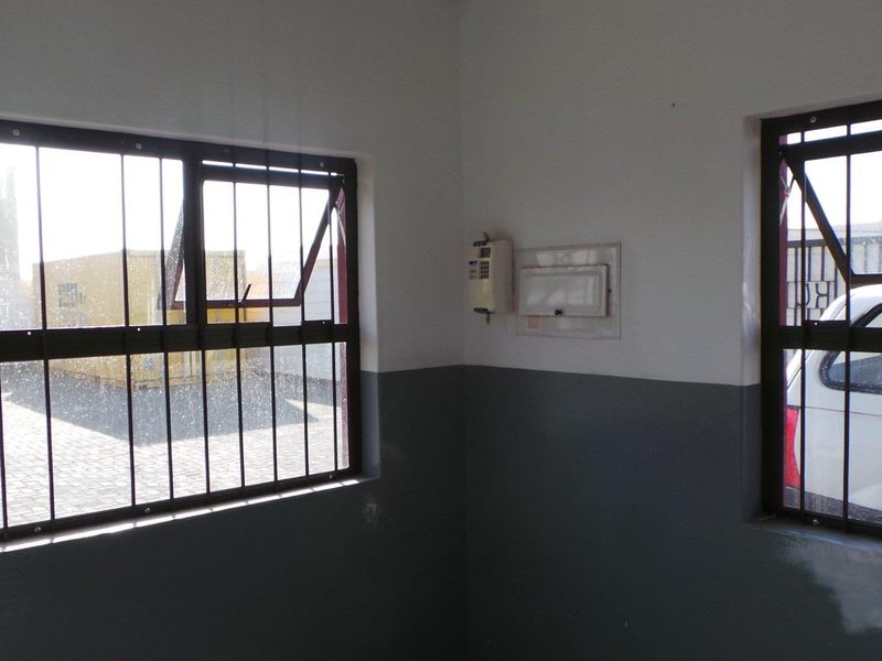 Industrial Warehouse offering 3 section all enclosed with boundary walls. - Photo 5