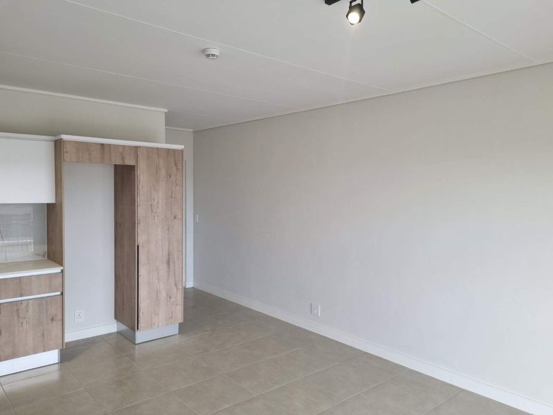 Luxury one-bedroom apartment with balcony at De Aan-Zicht - Photo 5