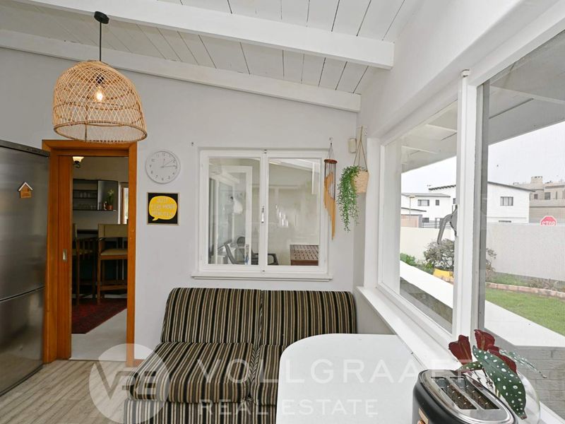 Furnished 3 Bedroom House To Rent - 1 June 2026 - Photo 8