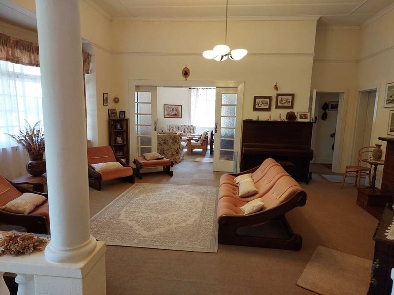 Charming Cape Dutch Family Home with Timeless Character - Photo 6