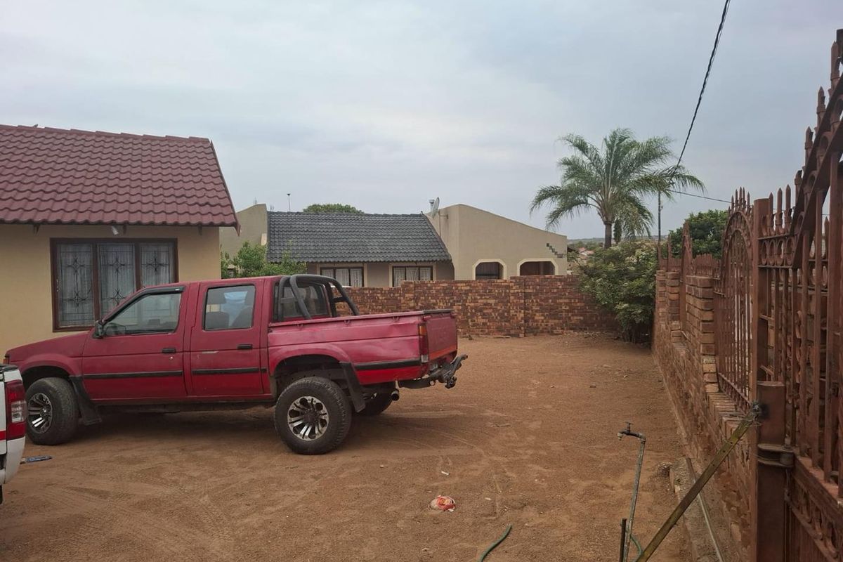 3 Bedroom House for Sale in Soshanguve GG - Photo 4