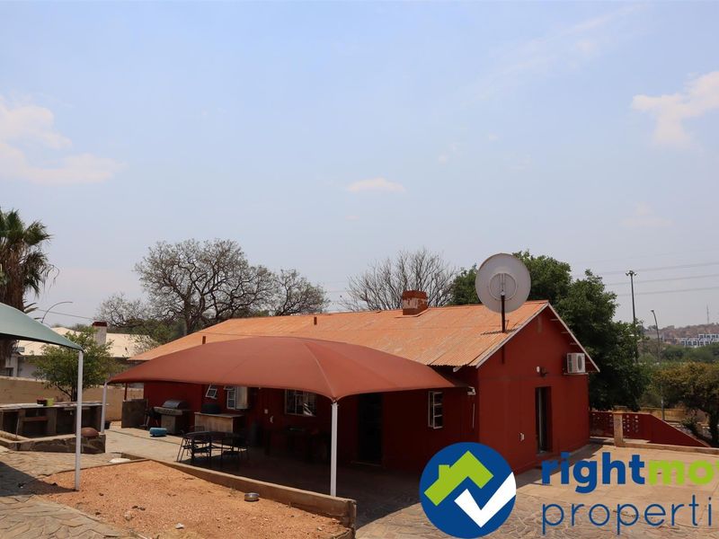 High traffic area - Photo 2