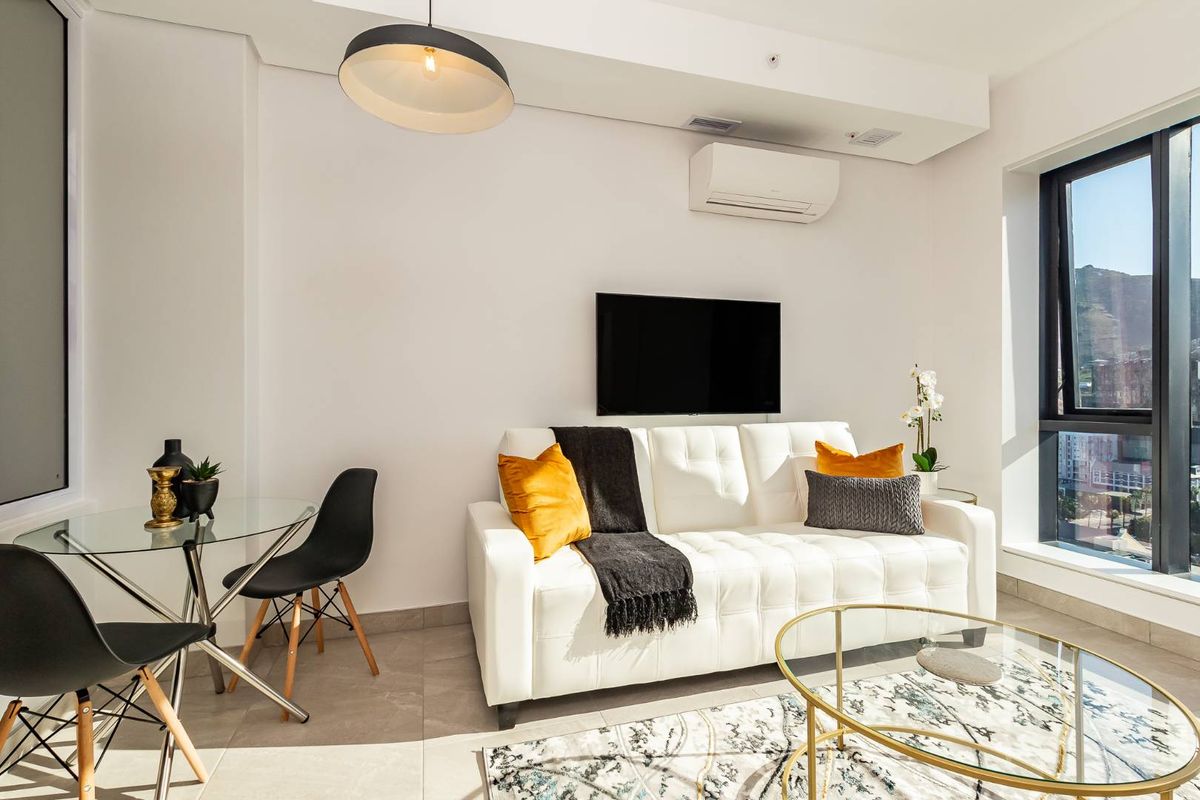 A perfect pied-à-terre in the Mother City - Photo 3