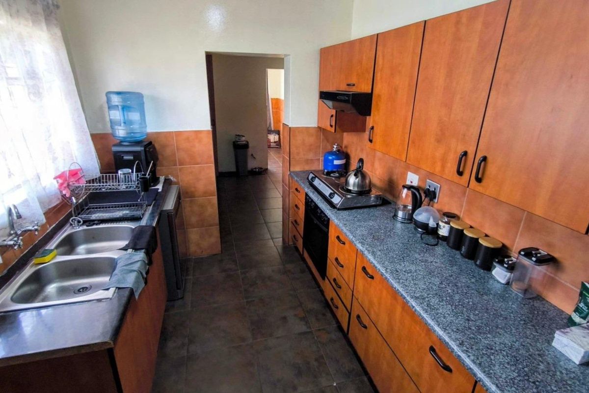 Modern Pet Friendly Home in Mayberry Park - Photo 4