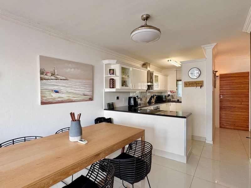 Stunning 2-Bedroom Apartment with Sea Views in Umhlanga Central - Photo 10