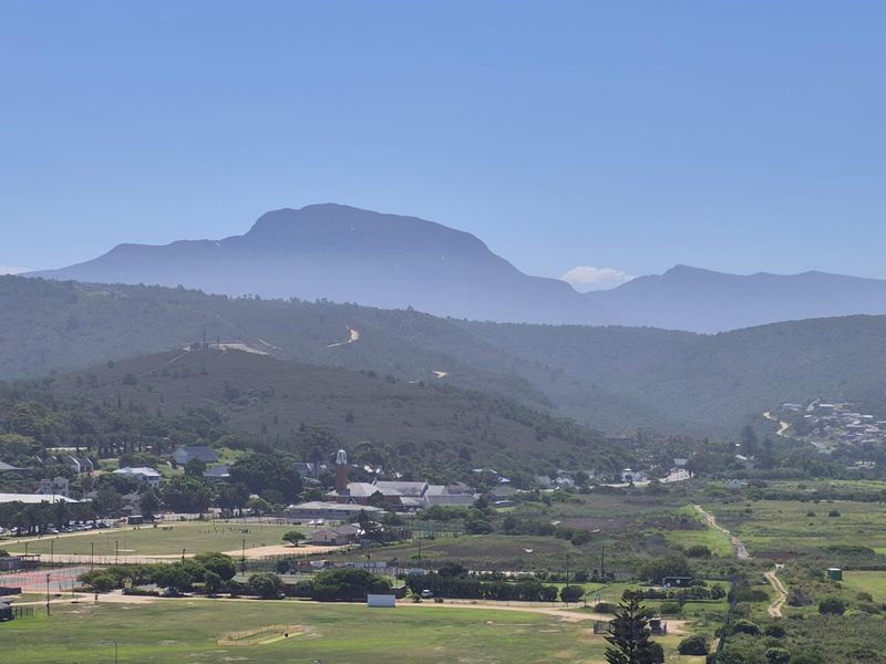 Discover Your Dream Home in an Unbeatable Location! - Photo 8