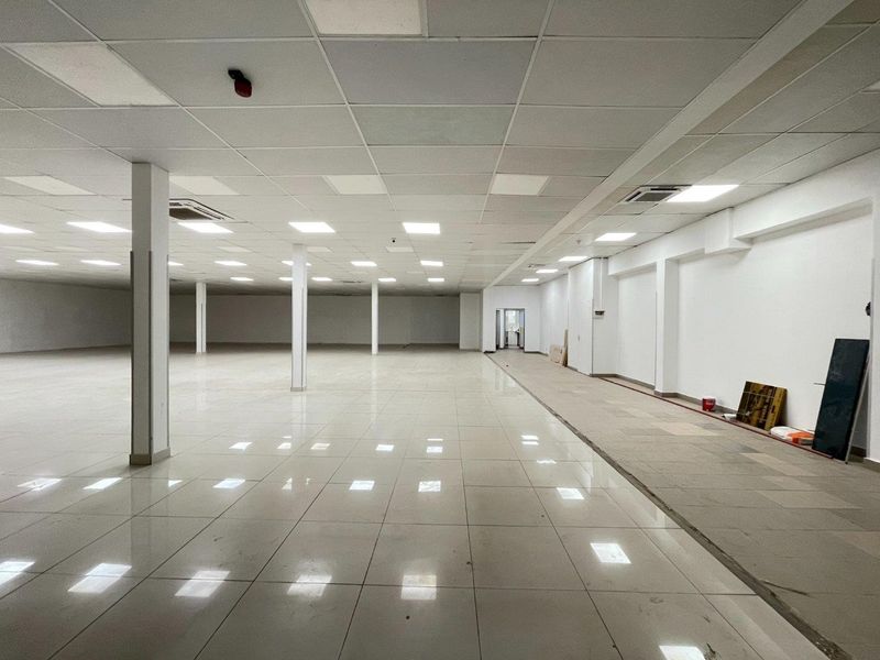 High-Exposure Ground Floor Retail Opportunity | Umhlanga Rocks - Photo 1