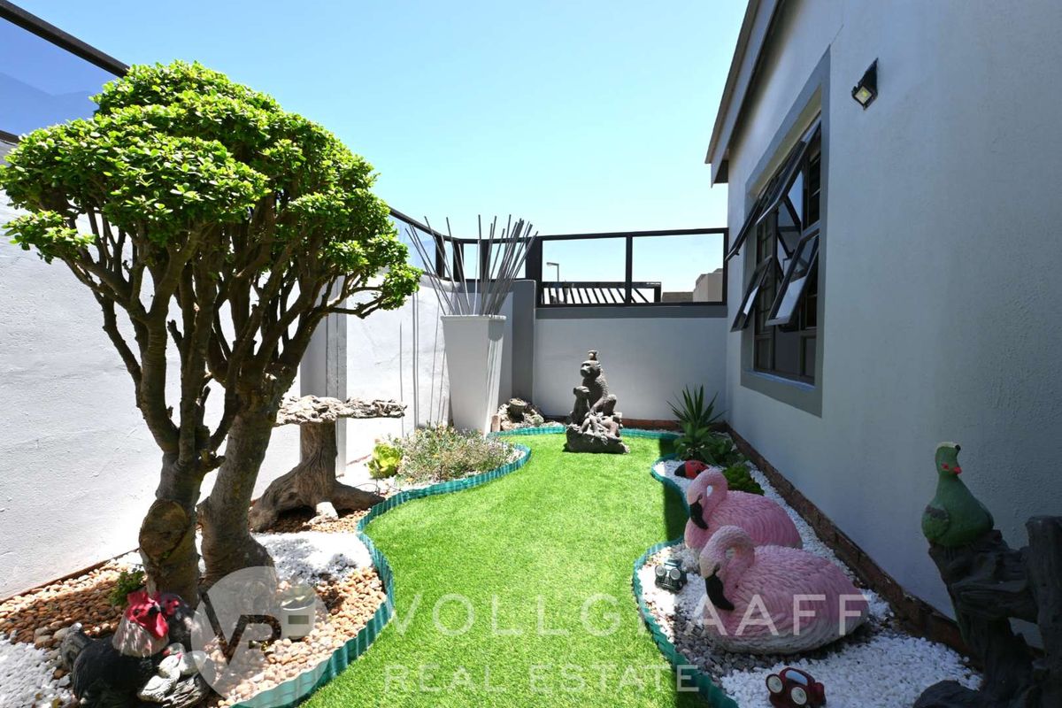 A Home Designed for Living, Gathering, and Making Memories - Photo 2