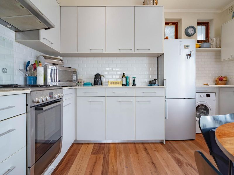 Hopeville Mansions, where old meets new! - Photo 10