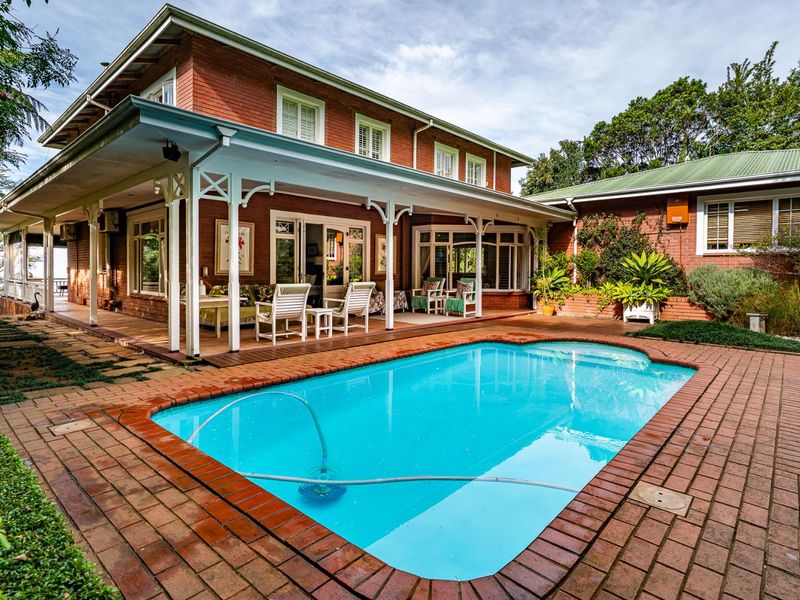 EXCEPTIONAL KLOOF COLONIAL HOME WITH ESTABLISHED GUEST HOUSE OPPORTUNITY - Photo 1