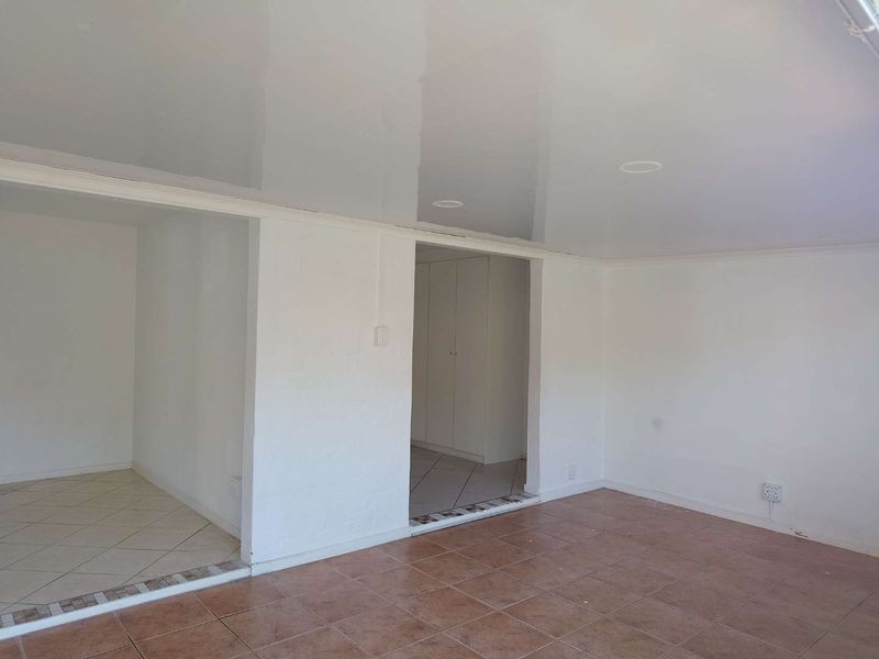 Modern Ground-Floor Luxury at The Bridles - Photo 3