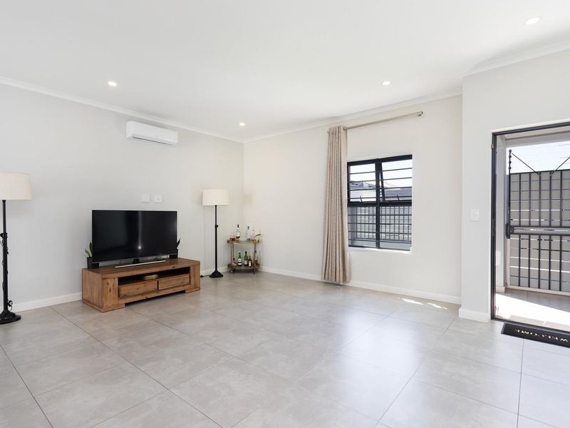 Your Perfect Family Home Awaits! - Photo 6