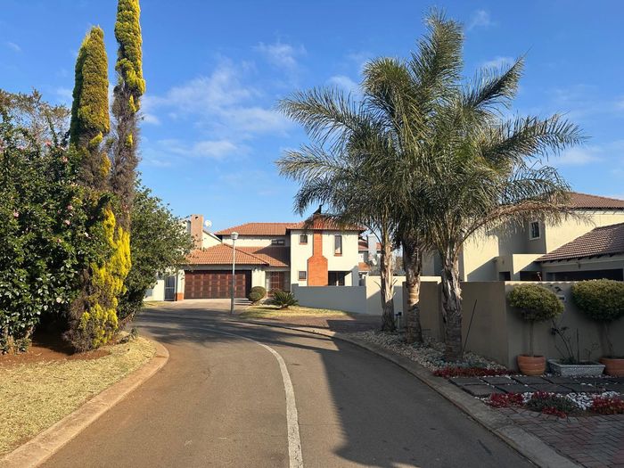 Property #2398455, House Sold in Monavoni